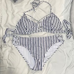 NWT Cupshe women’s bathing suit